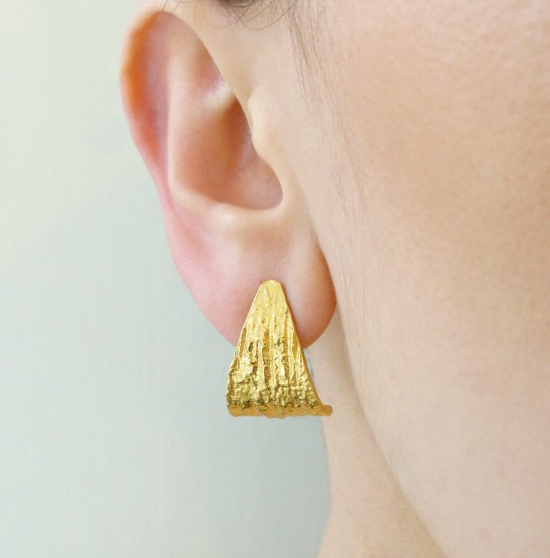 Metallic hotsell gold earrings