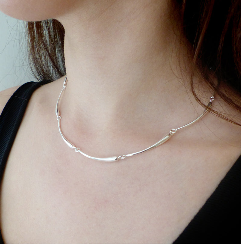 Silver wave necklace online