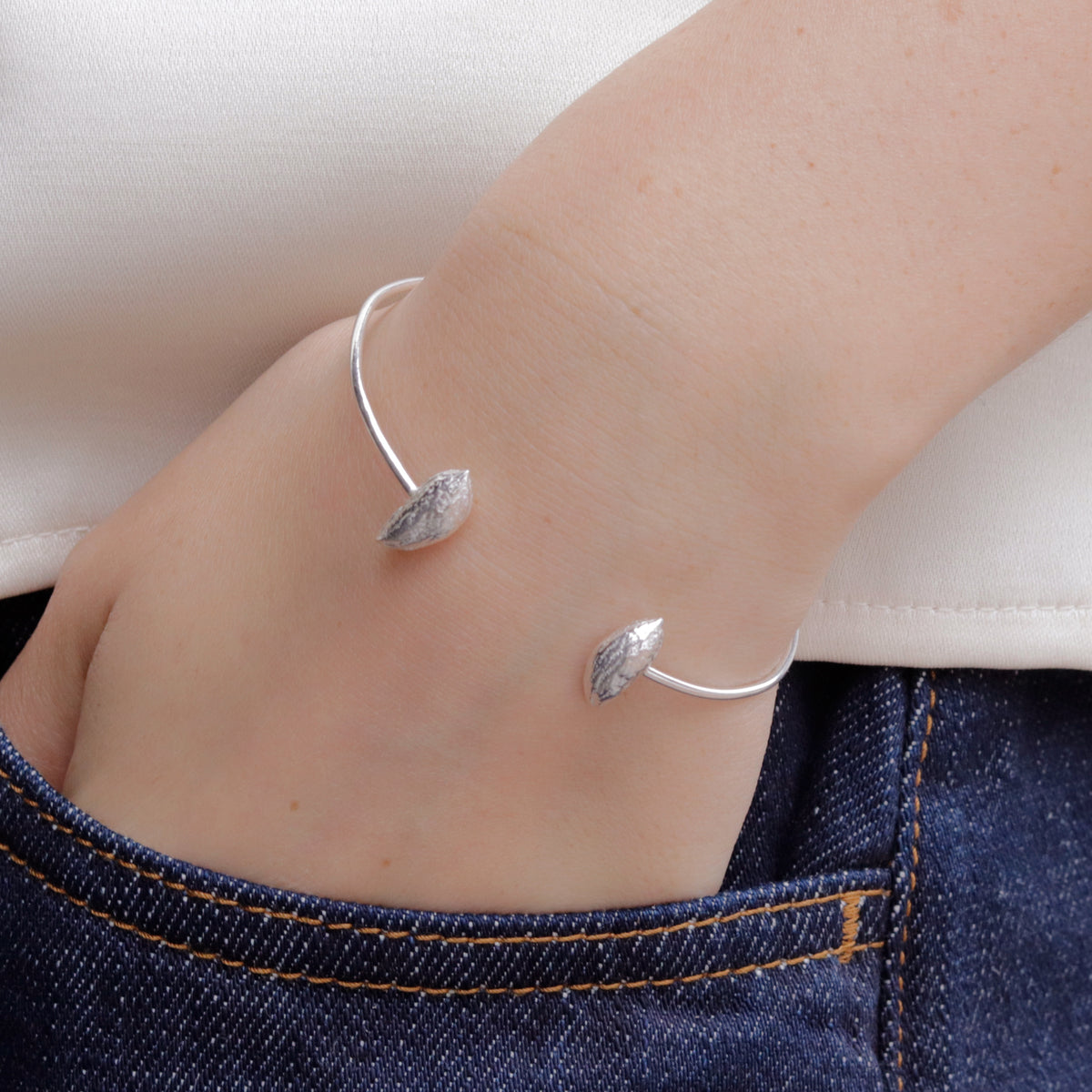 Small Olive Stone Bangle