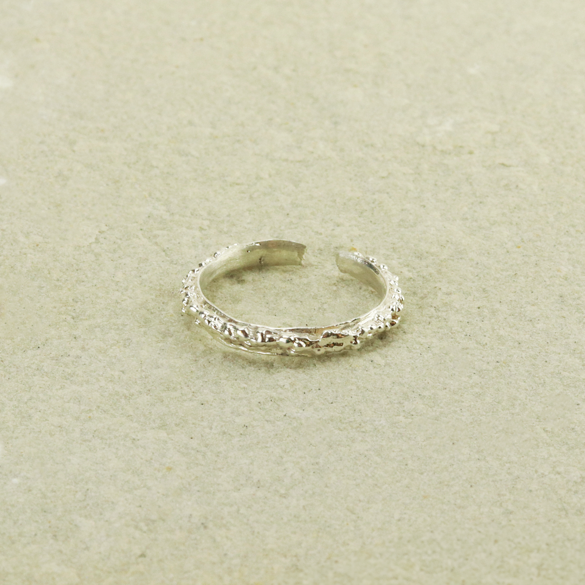 Granulated Textured Ring