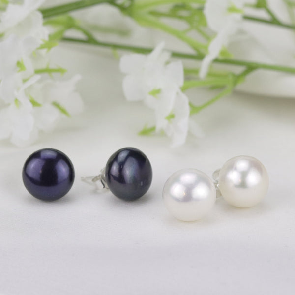 Classic Pearl Studs