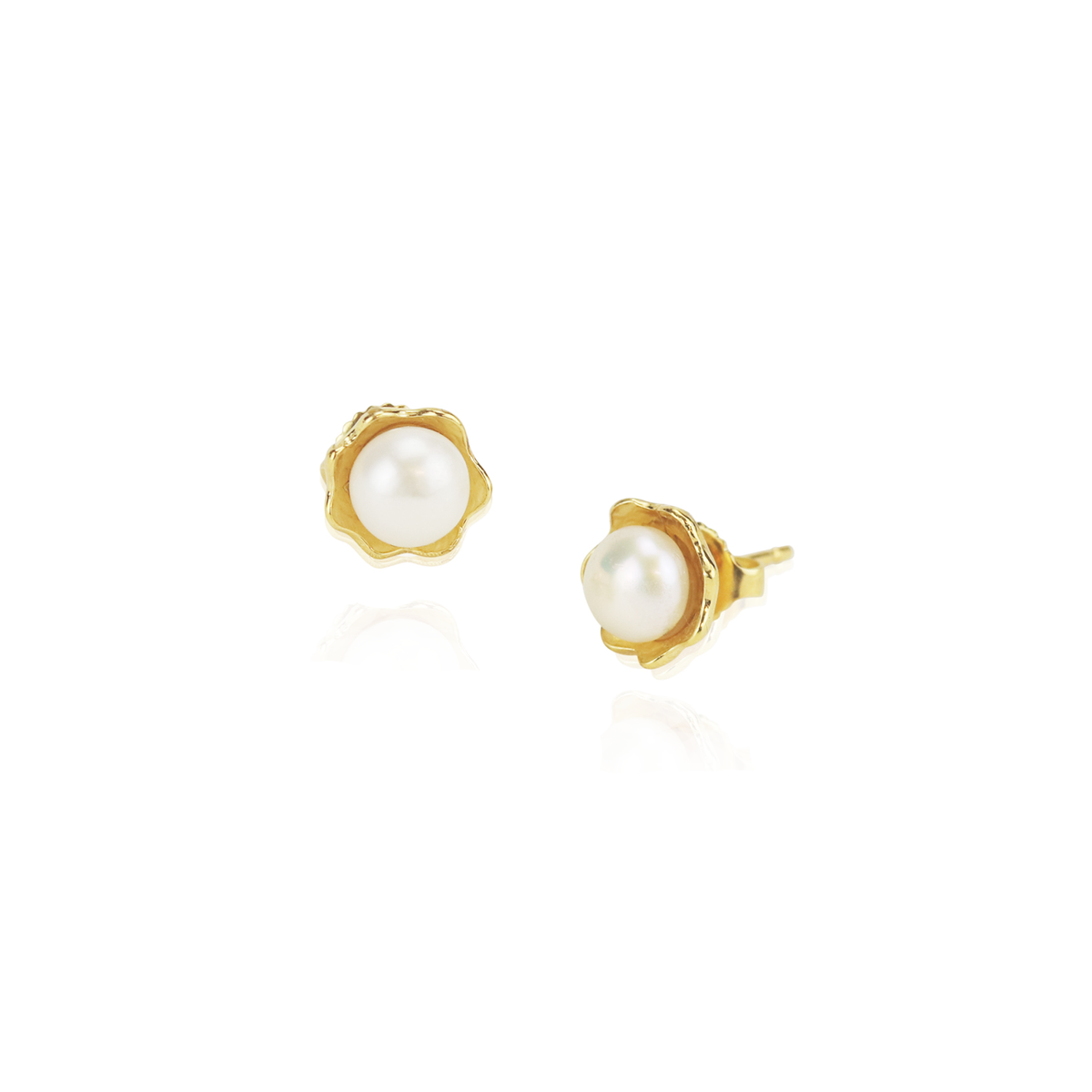 Pearl Flower Stud Earrings