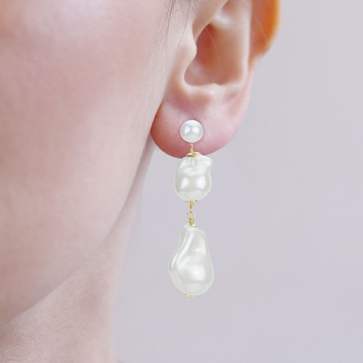 3 Pearl Dangling Stud Earrings
