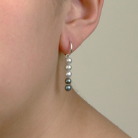 Contrasting Pearl Bar Hoops