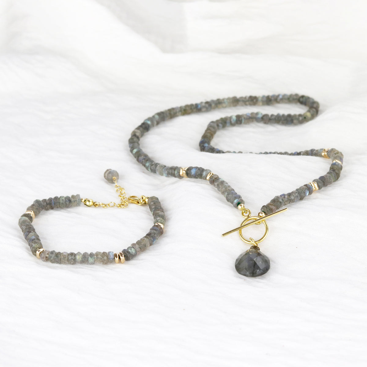 Labradorite Heishi & Plated Hematite Toggle Pendant