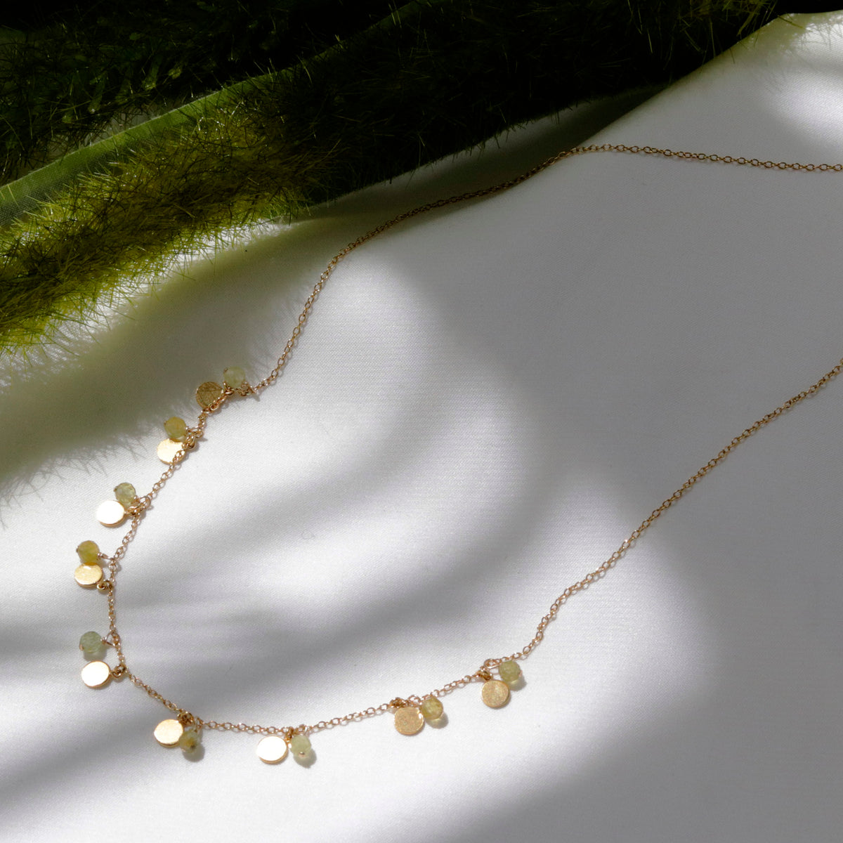 Shimmery Discs & Faceted Beads Necklace