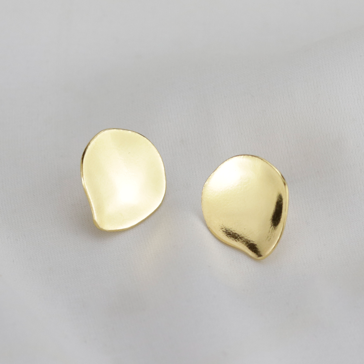 Flat Teardrop Studs