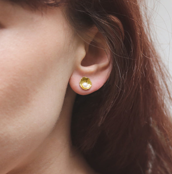 White Pearl Disc Studs
