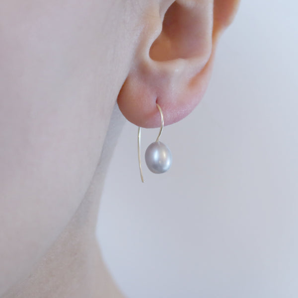 Mini Fish Hook Grey Pearl Earrings