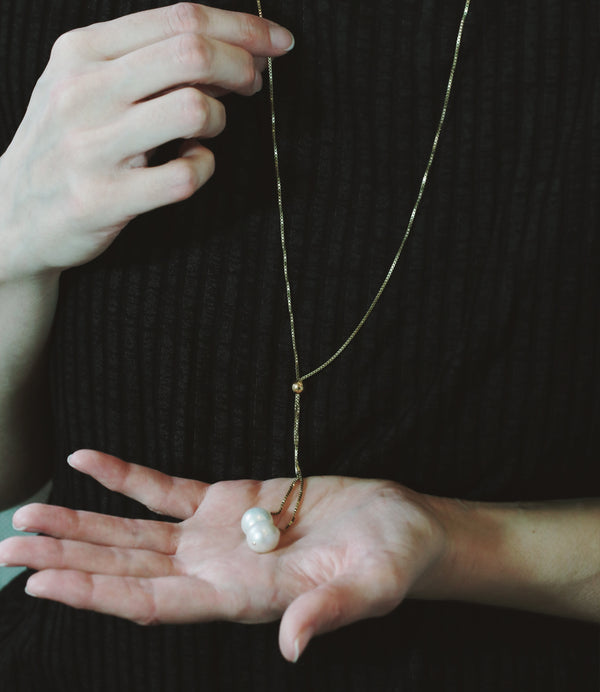 Baroque Pearl Lariat Necklace