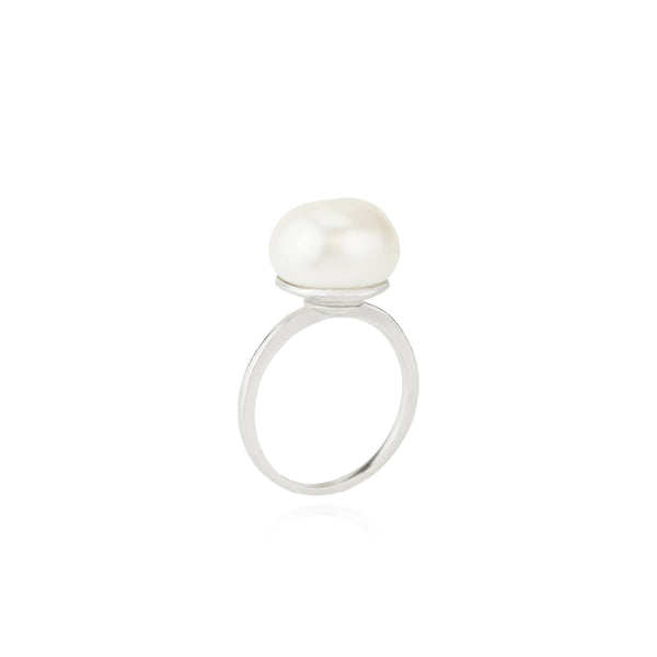 Large Single Pearl Ring