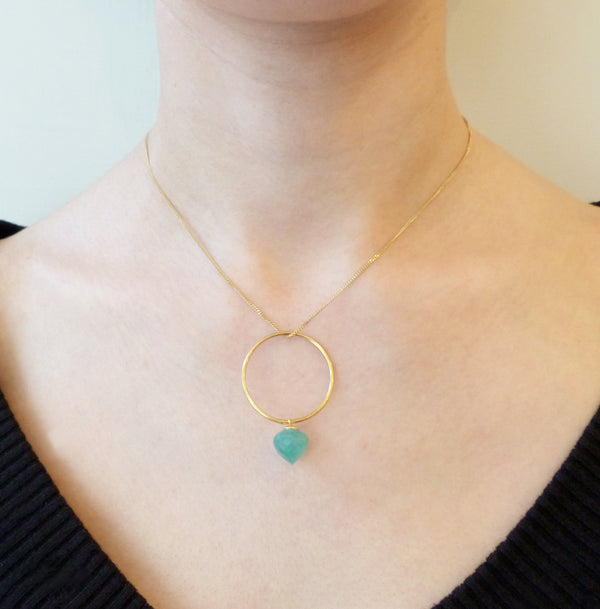 Round Shape Hoop Pendant Necklace